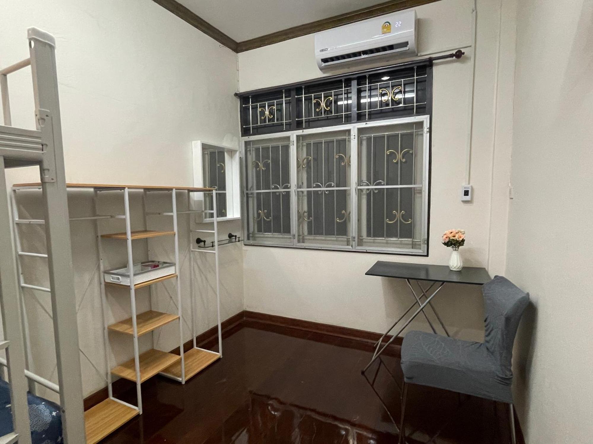 2B Cozy Hostel ตรัง Esterno foto